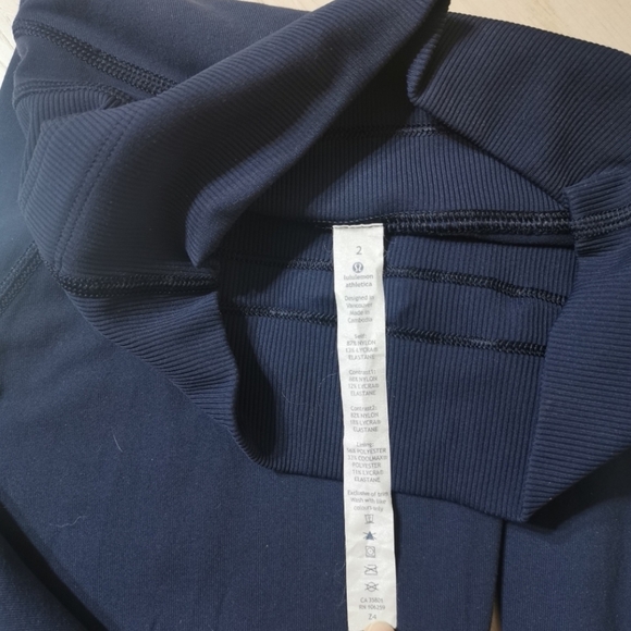 Lululemon Shake It Out Crop Leggings - Picture 9 of 16